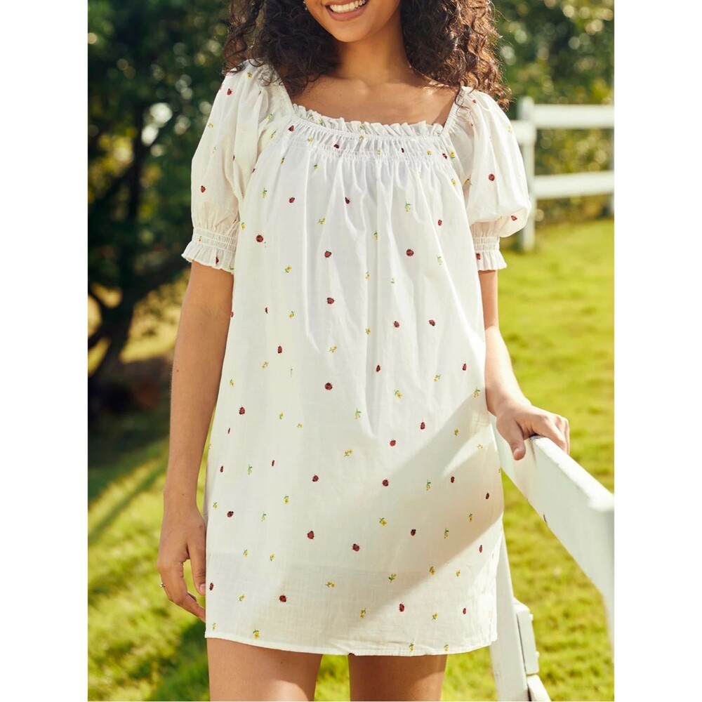 NWOT Modcloth Ivory Ladybug Garden Smocked Babydoll Dress Medium Cottagecore